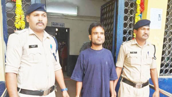 गर्लफ्रेंड की हत्या, आरोपी गिरफ्तार