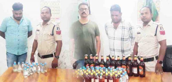 अवैध शराब बिक्री, 2 पर कार्रवाई