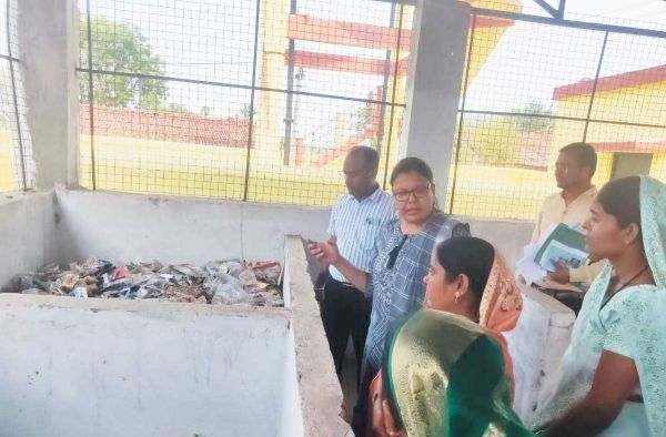  सीईओ ने निर्माण कार्यों का लिया जायजा