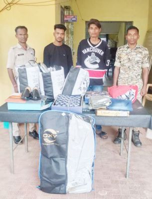 फर्जी स्कैन कर दुकानदार से ठगी, 2 गिरफ्तार