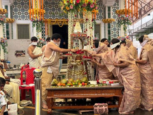 ऋषभदेव जैन मंदिर पर वार्षिक ध्वजाफहराई 