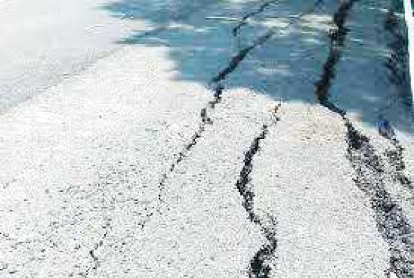 भारी गाडिय़ों से चंद महीने में सुहेला-झीपन सडक़ जर्जर