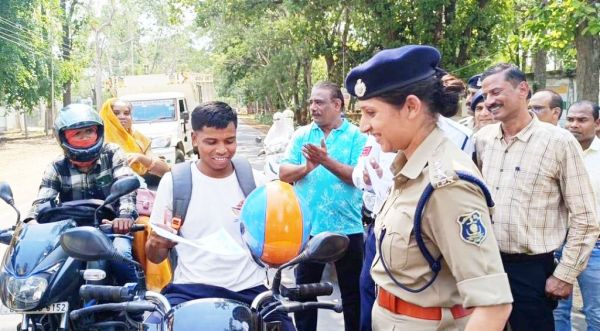 जीपीएम कलेक्ट्रेट रोड बना हेलमेट जोन, उल्लंघन पर कटेगा चालान  