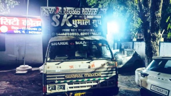 तेज आवाज में साउंड सिस्टम बजाने पर दो डीजे-धुमाल संचालकों पर कार्रवाई