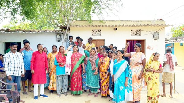 रांची लोकसभा : चुनाव का कमान संभाले विधायक रायमुनी भगत का जनसंपर्क 