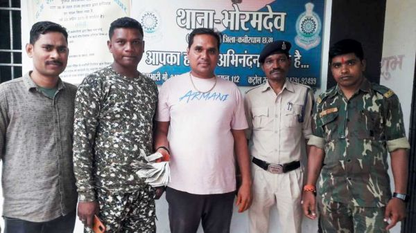 नगदी लूट-गाली गलौज, आरोपी बंदी