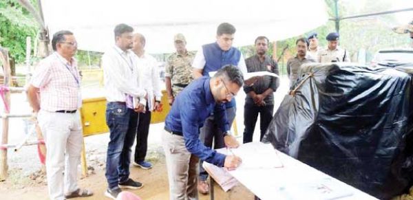 मतगणना की तैयारियों का जायजा