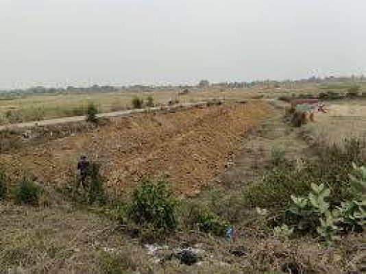 ग्रामीणों में मची सरकारी जमीन को अवैध कब्जा करने की होड़