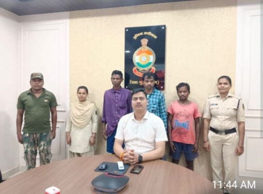  3 नक्सली गिरफ्तार, एक पर था 1 लाख का इनाम