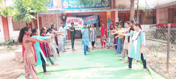 समर कैंप में विद्यार्थी उत्साह पूर्वक भाग लिए