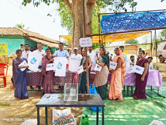 जल जगार उत्सव मेें पीकू ने बताया पानी का महत्व