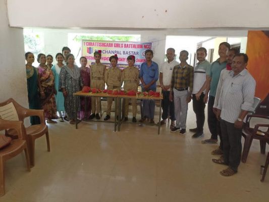 नेशनल ट्रैकिंग एनसीसी के लिए कोण्डागांव से तीन छात्राओं का चयन