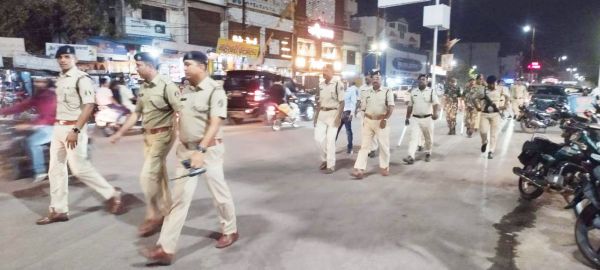 संदेहियों के खिलाफ पुलिस ने चलाया विजुअल पुलिसिंग