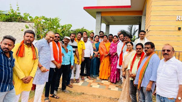 रंजना साहू  और भाजपा जिलाध्यक्ष संग भाजपाईयों ने किया आत्मीय स्वागत