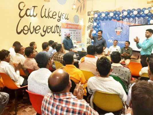 फेविकोल चैंपियन क्लब द्वारा कारपेंटर सम्मान समारोह आयोजन