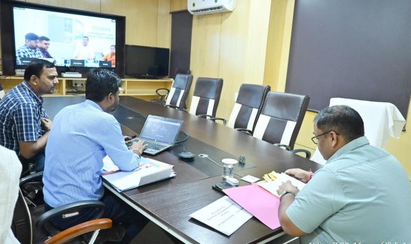 20 जुलाई तक जिले के शत-प्रतिशत लोगों का बनाये आयुष्मान कार्ड