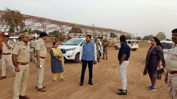 कलेक्टर-एसपी ने शिवमहापुराण स्थल का लिया जायजा