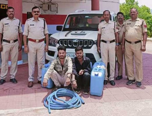 वाहन से डीजल चोरी, 2 आरोपी गिरफ्तार, दो फरार