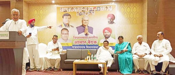 नादगांव कांग्रेसी कार्यकर्ताओं से  भेंटकर भूपेश ने कहा शुक्रिया