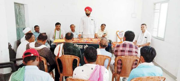 पूर्व केंद्रीय मंत्री पं. शुक्ल को शहर कांग्रेस ने दी श्रद्धांजलि