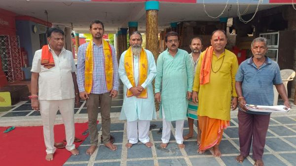 सांसद भोजराज ने कर्णेश्वर धाम में की पूजा-अर्चना