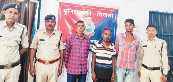 बकरा चोर गिरोह पकड़ाया, अलग-अलग जिलों में घूमकर करते थे चोरी