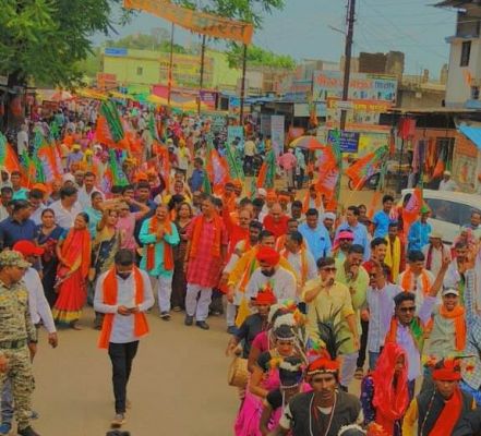 एमएमसी जिले में सांसद पांडे ने निकाली आभार रैली