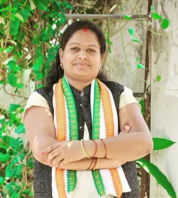 नगरीयनिकाय चुनाव से पहले भाजपा में फुट कांग्रेस एकजुट -बबिता माड़वी 