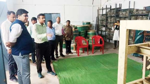 योजना एवं सांख्यिकी सचिव ने किया करनपुर और जुगानी कलार ग्रामीण औद्योगिक पार्क का  अवलोकन,  उत्पादक गतिविधियों पर चर्चा