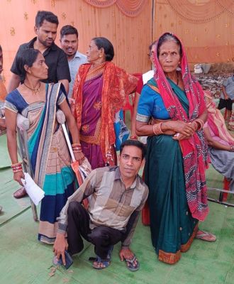 दिव्यांगों ने कराया पंजीयन घुमका में विशेष शिविर