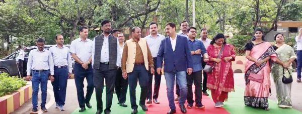 एनएमडीसी उत्पादन निदेशक मोहंती का बचेली आगमन