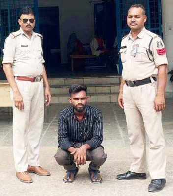 इंस्टाग्राम पर अश्लील फोटो पोस्ट, आरोपी बंदी