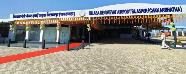 एयरपोर्ट को अपग्रेड करने का मुद्दा राज्य केंद्र व डीजीसीए मिलकर सुलझाएं