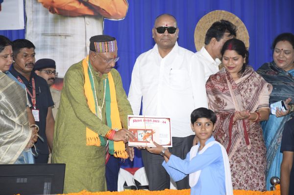 बोर्ड परीक्षाओं में बेहतर परिणाम के लिए मिशन अव्वल जैसे नवाचार प्रशंसा योग्य-साय