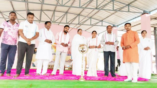 शरीर के लिए प्राणायाम व मन की शांति के लिए राजयोग मेडिटेशन जरूरी-सरिता दीदी