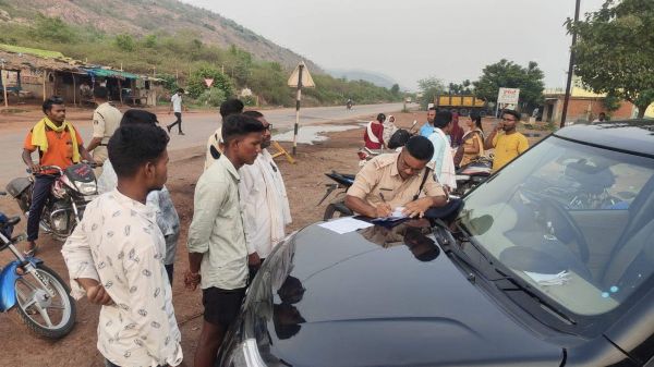बिना हेलमेट 265 चालकों का कटा चालान  