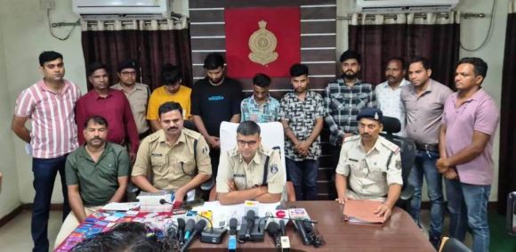 वर्ल्ड कप फाइनल में ऑनलाइन स‌ट्टे पर 5 करोड़ से अधिक का दांव, 5 खाईवाल गिरफ्तार