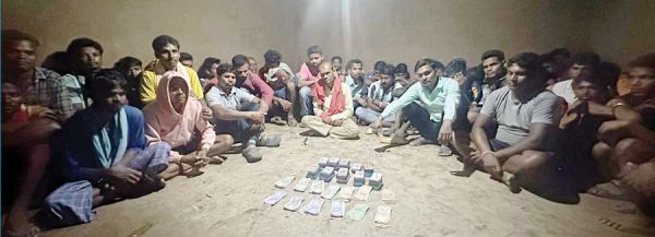 30 जुआरियों से 57 हजार जब्त