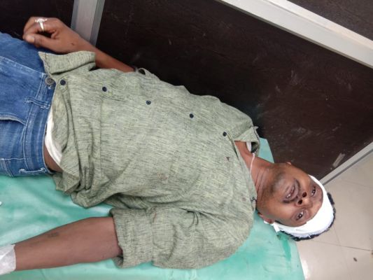 फॉलो वाहन और कार में टक्कर , 3 घायल