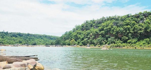 बस्तर में बढ़ेगी अब पर्यटकों की भीड़, मिनी नियाग्रा से लेकर तीरथगढ़ पहुँच रहे लोग