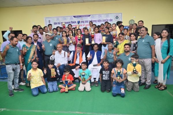 खिलाडिय़ों में खेल भावना का होना सर्वोपरि-किरण देव