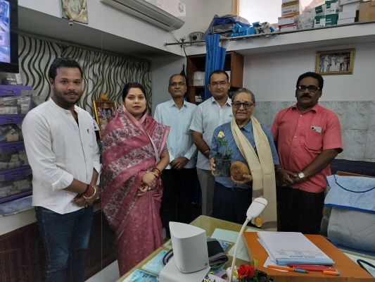 डॉक्टर्स डे पर वरिष्ठ चिकित्सकों का सम्मान