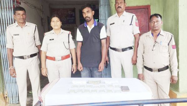 साढ़े 75 हजार के जाली नोट समेत आरोपी गिरफ्तार, अन्य साथी फरार