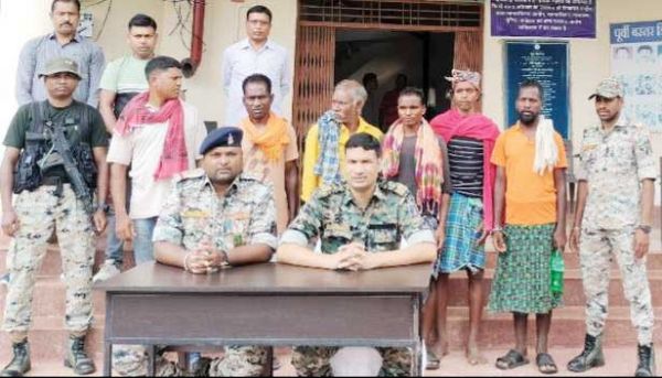 कोटवार की हत्या, जंगल से 6 बंदी, नक्सलियों संग मिलकर की थी हत्या