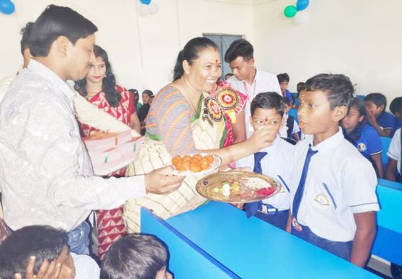 बिना भेदभाव हर व्यक्ति को जीवन में आगे बढऩे का अवसर देती है शिक्षा-गोमती 