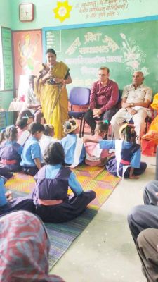 पढ़ाई तिहार -माता उन्मुखीकरण में  पूर्व विधायक हुई शामिल 