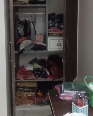 शिक्षक दंपति के सूने मकान  से लाखों की चोरी