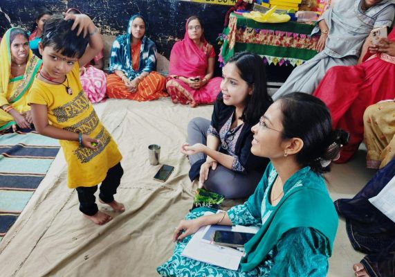 गांव-गांव में चल रही पोट्ठ लईका पहल