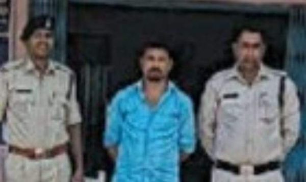 गड़ा धन निकालने के नाम पर 11 लाख की ठगी, आरोपी यूपी से गिरफ्तार 