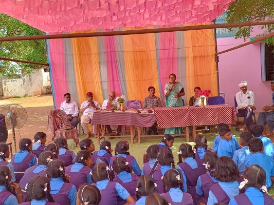 सफलता की पहली सीढ़ी अनुशासन और समय का पालन-मनीष 